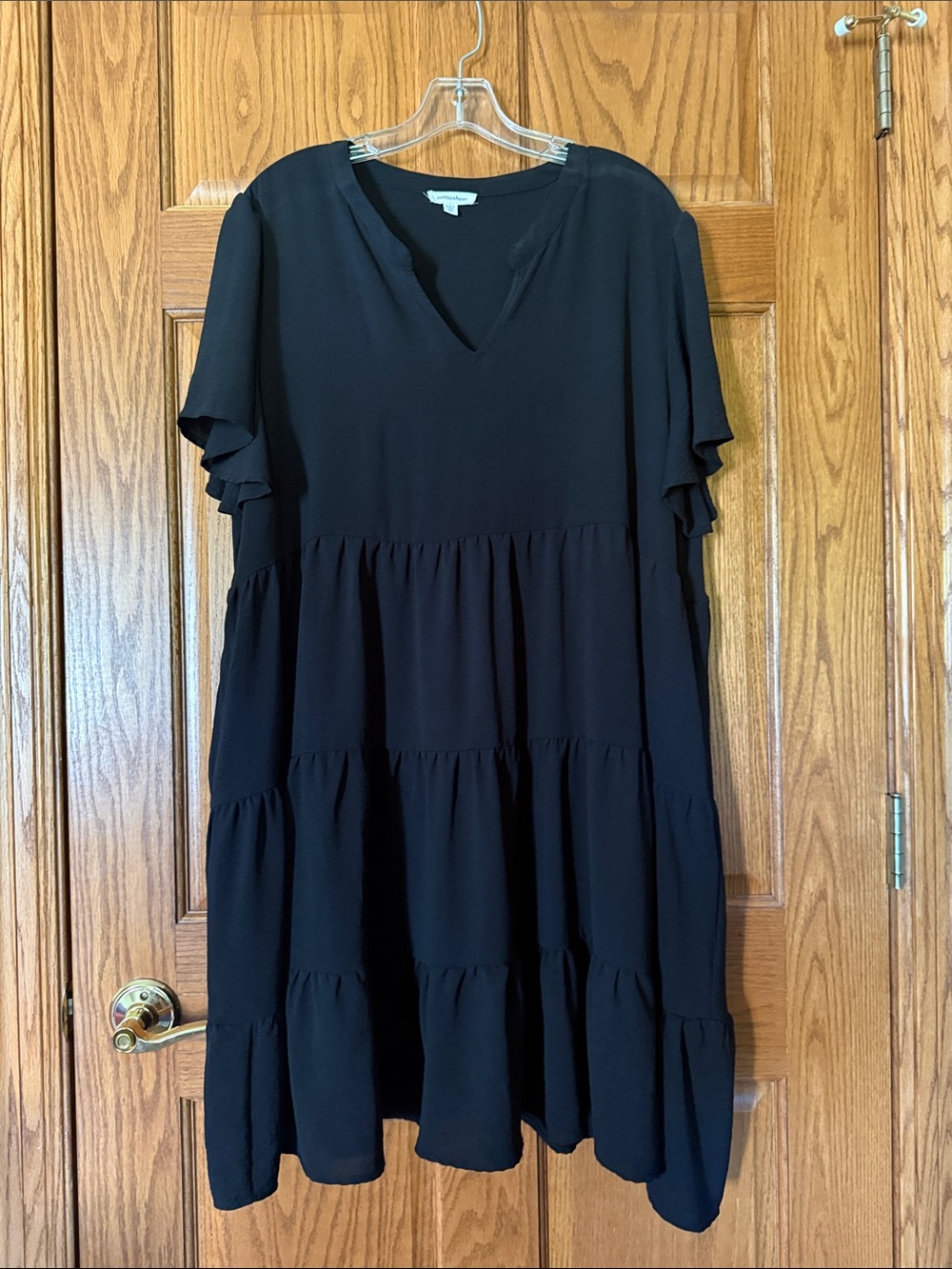 mittoshop Black Tiered V-Neck Midi Dress